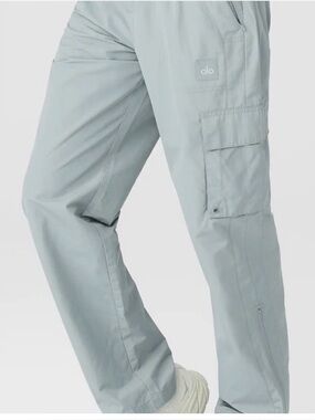 ALO yoga international city pants in cosmic Gray size large NWT